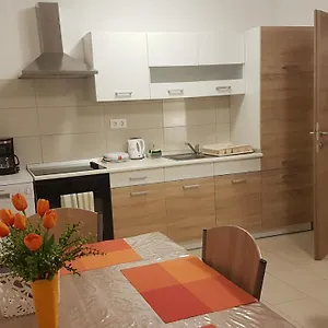  Apartman Orange Brist Croatia